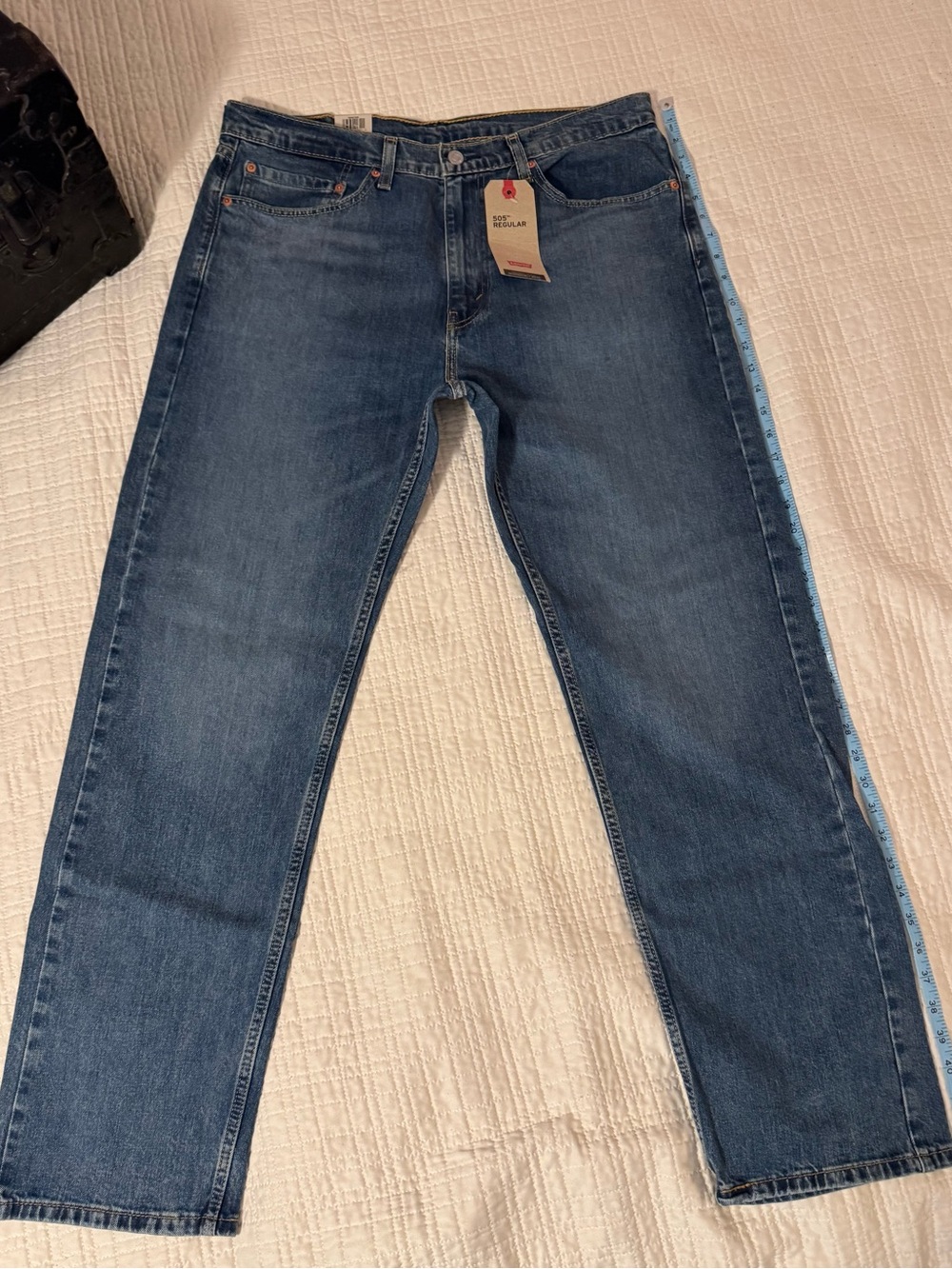 Levi's 505 Regular Fit Men's Jeans NWT Size W36 L32 Medium Wash